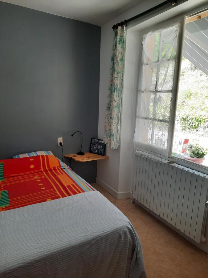 Les Coteaux De Planeze, Ideal Deplacement Pro, Chambres Individuelles Lit 160 Television Saint-Laurent-les-Tours ภายนอก รูปภาพ